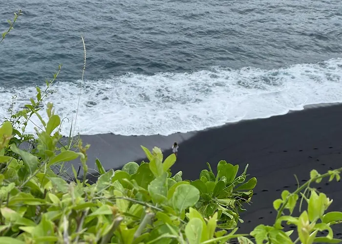 Makawi Tuwa Cliff - Luxury Cliff With Private Beach, Infinity Pools And Ocean View ベッド・アンド・ブレックファスト