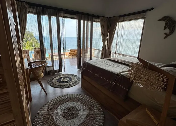 ベッド・アンド・ブレックファスト Makawi Tuwa Cliff - Luxury Cliff With Private Beach, Infinity Pools And Ocean View