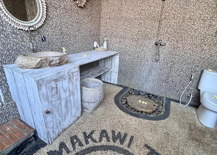 Makawi Tuwa Cliff - Luxury Cliff With Private Beach, Infinity Pools And Ocean View