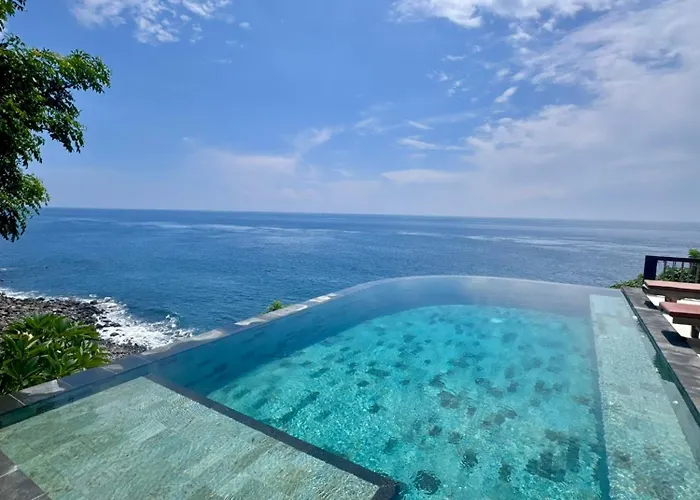 Makawi Tuwa Cliff - Luxury Cliff With Private Beach, Infinity Pools And Ocean View