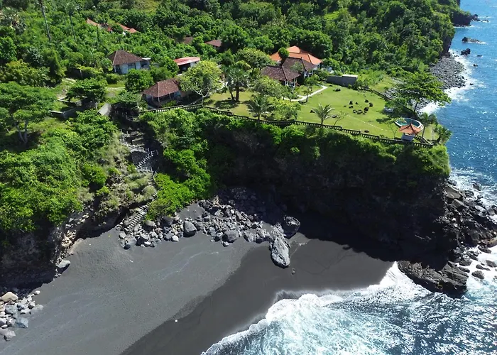 Makawi Tuwa Cliff - Luxury Cliff With Private Beach, Infinity Pools And Ocean View 4* Seraya