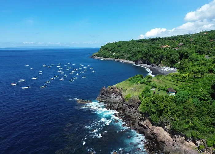 Makawi Tuwa Cliff - Luxury Cliff With Private Beach, Infinity Pools And Ocean View ベッド・アンド・ブレックファスト 4*